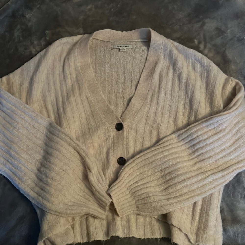 American eagle sweater